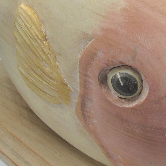 LARGE WOOD CARVED FISH.  APPROX. 15 X 9 INCHES. - Picture 3 of 10